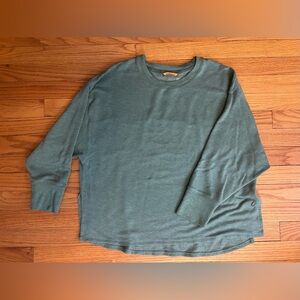 L. L. Bean SoftFlex Crewneck Dolman Long Sleeve Pullover Sweatshirt Size Lg Pet